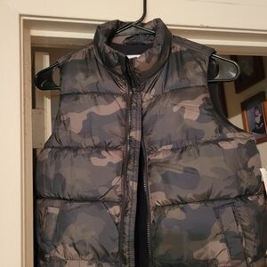 Old Navy Green Puffer Vest